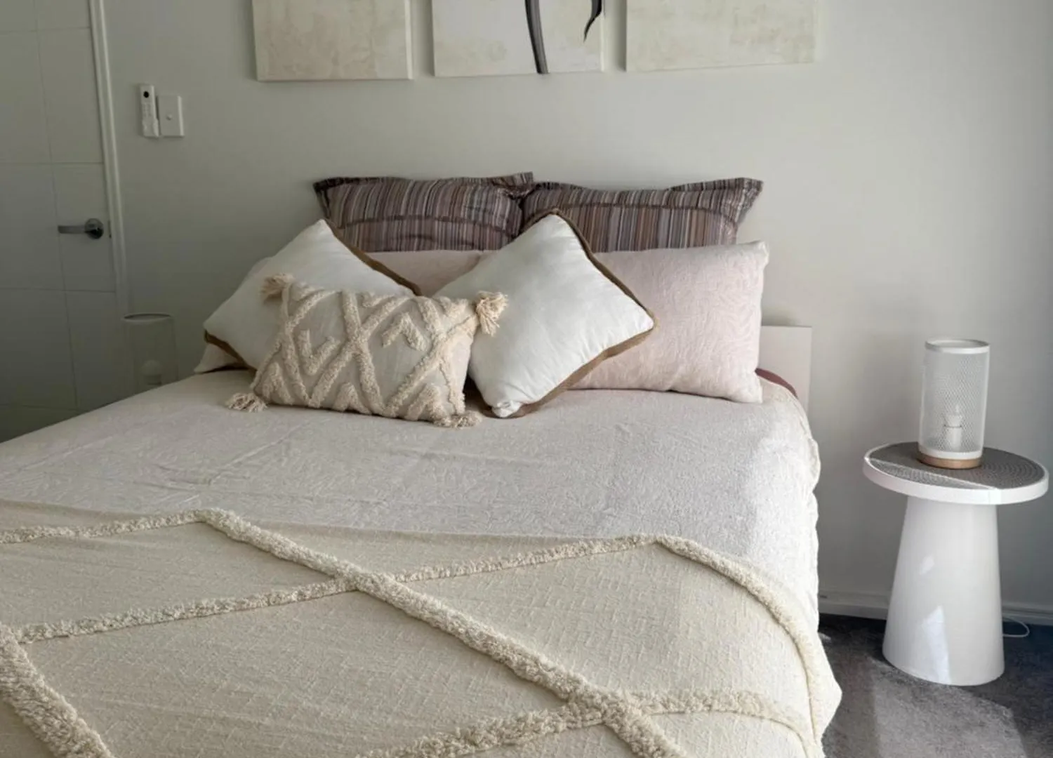 Tranquil Retreat - Your Own Room In A Peaceful Modern Shared House In Warner Lakes Lawnton Australia